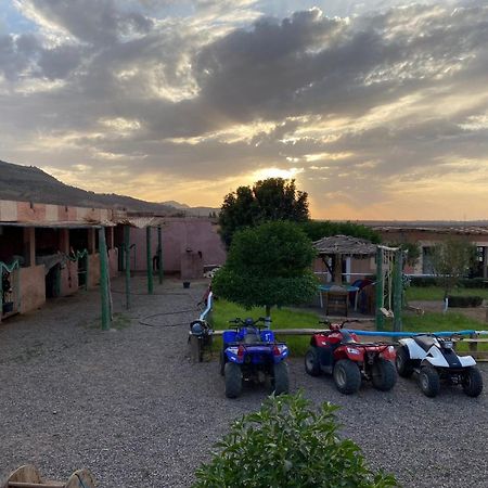 Les Cavaliers Chez Yassine Villa Marrakesh Exteriör bild